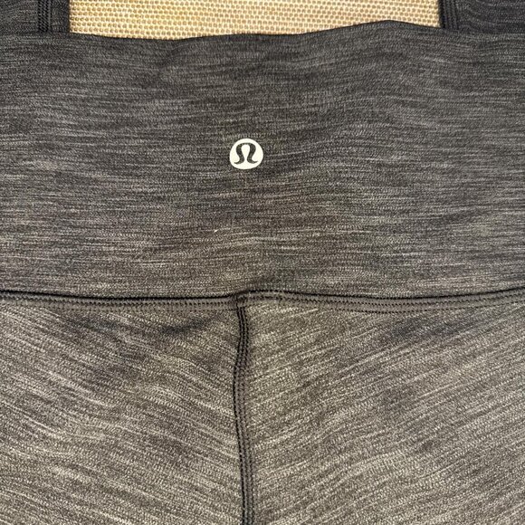 Lululemon Align 7/8 length leggings - Picture 3 of 5
